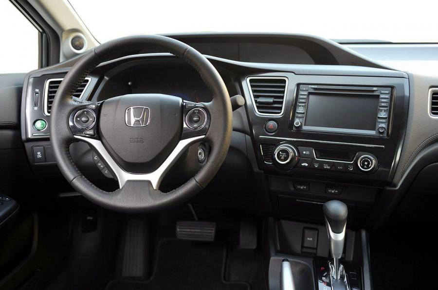  Honda Civic 2013 года  (фото 28 из 47)